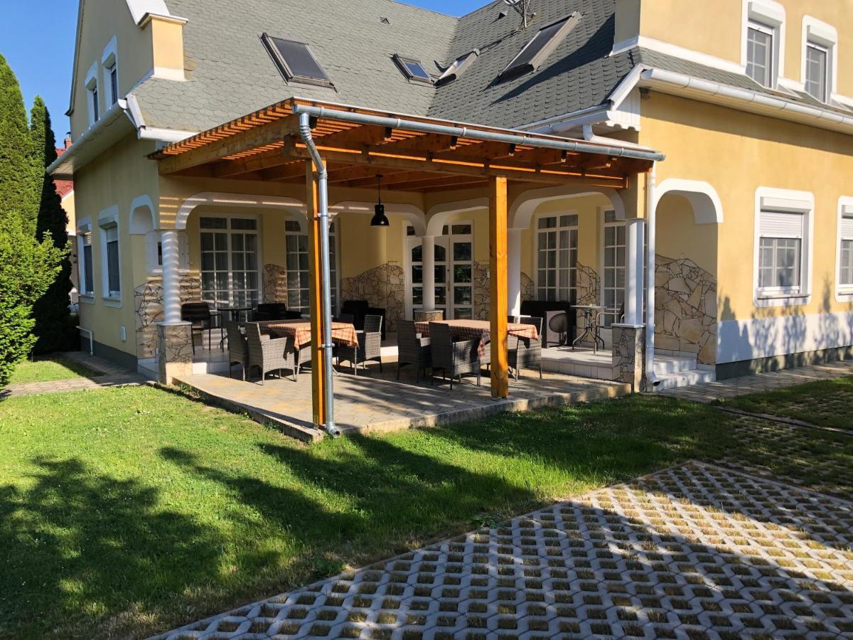 Pacsirta Apartman Lenti Exterior foto