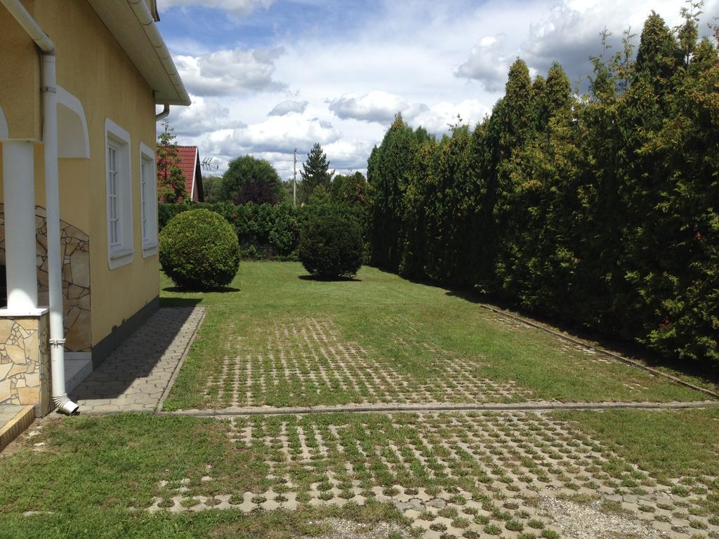 Pacsirta Apartman Lenti Exterior foto