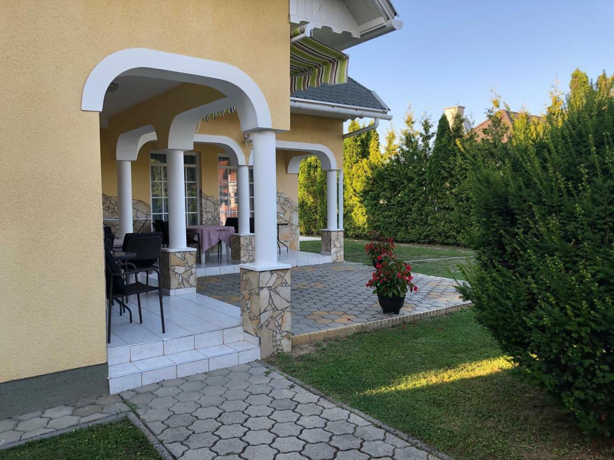 Pacsirta Apartman Lenti Exterior foto